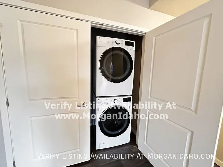 1021 S Elder St #203 — Photo 5