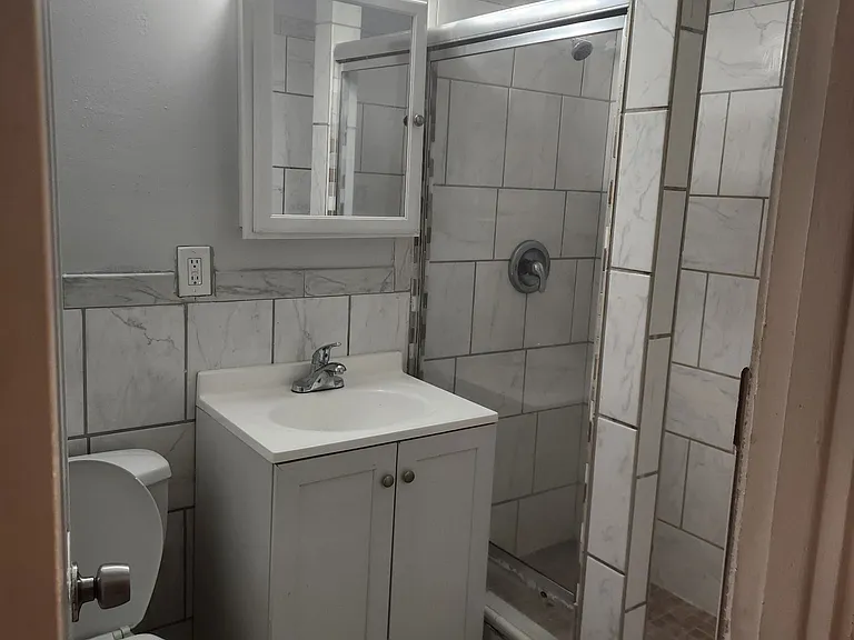 1706 Lilac Ct — Photo 9