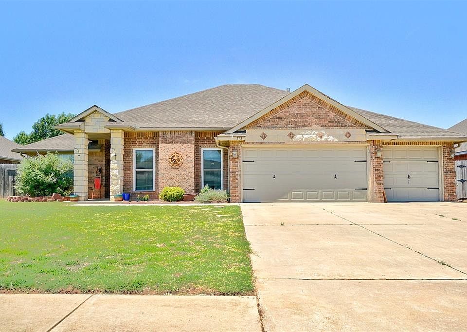 1st image of 313 N Ponderosa Way