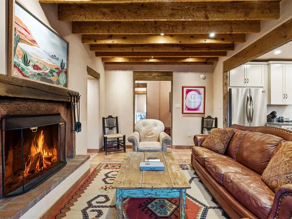 220 1/2 McKenzie St, Santa Fe, NM 87501