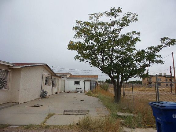2nd image of 8220 Loma Vista Pl