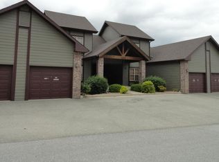1261 Golf Dr, Branson West, MO 65737