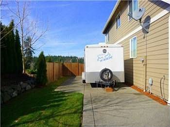 2nd image of 11209 174th Ave E
