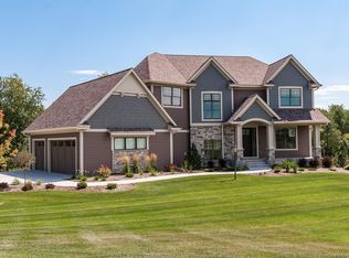 2904 Alderock Ln SW, Rochester, MN 55902