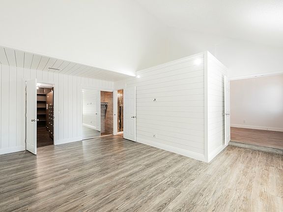 5th image of 6480 Bristlecone Cir