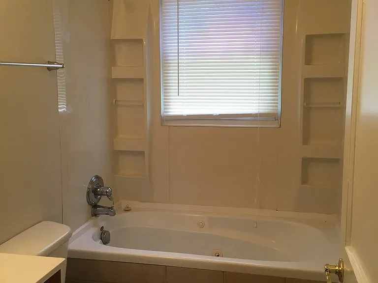 1507 Arling Ave — Photo 11