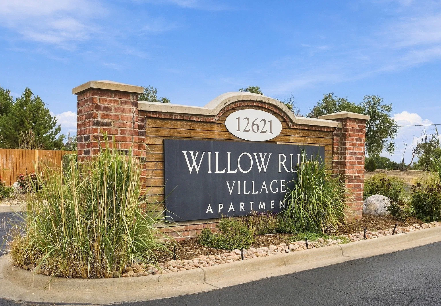 Willow Run Village — Photo 1