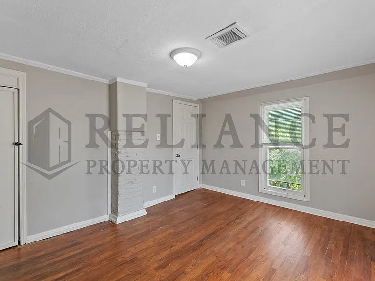 826 W Mentor Ave — Photo 14