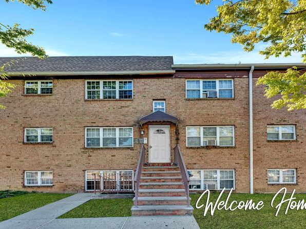 141 College Dr