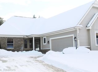 5624 Northcrest Xing, Clarkston, MI