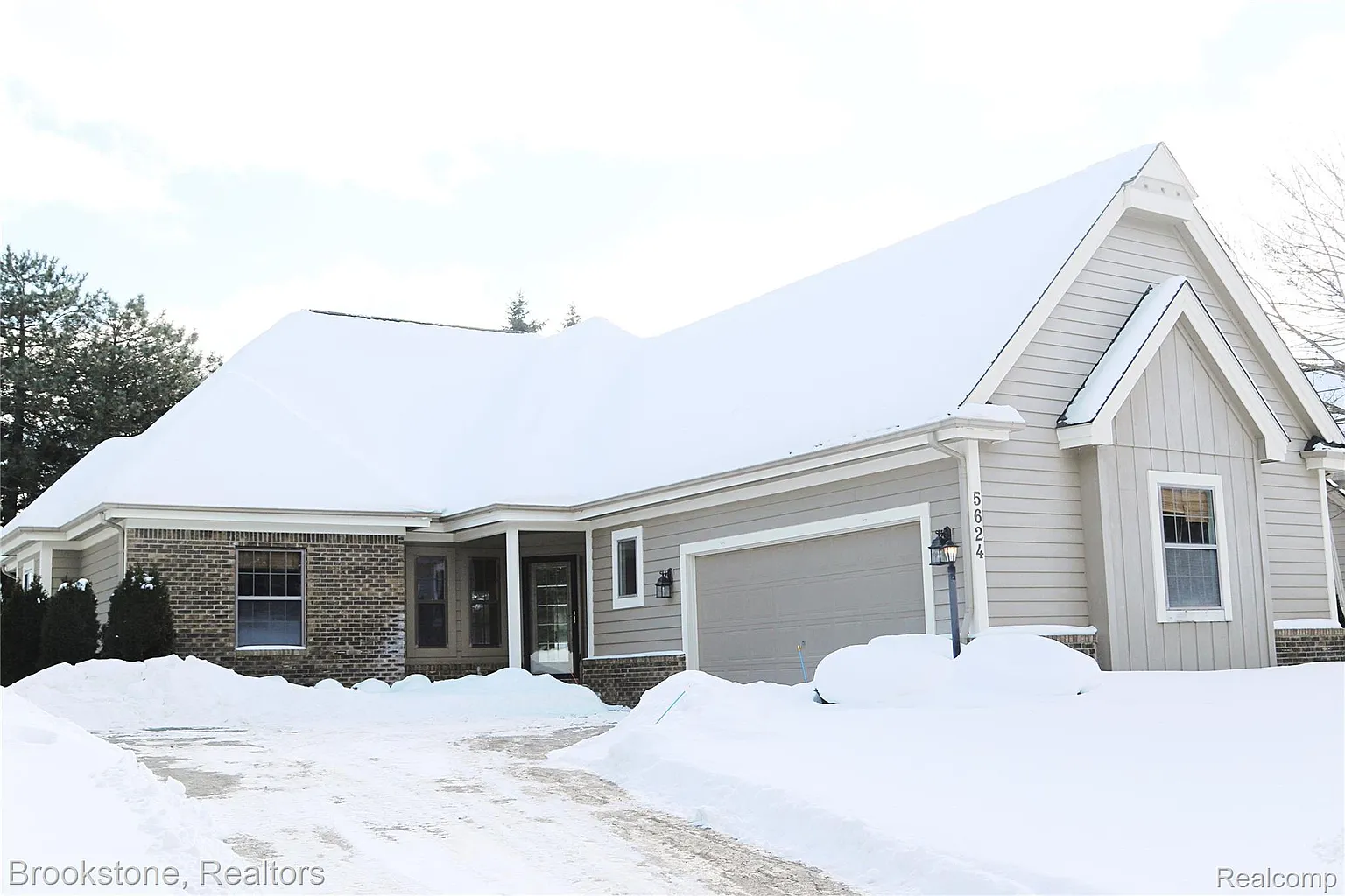 5624 Northcrest Xing photo 1