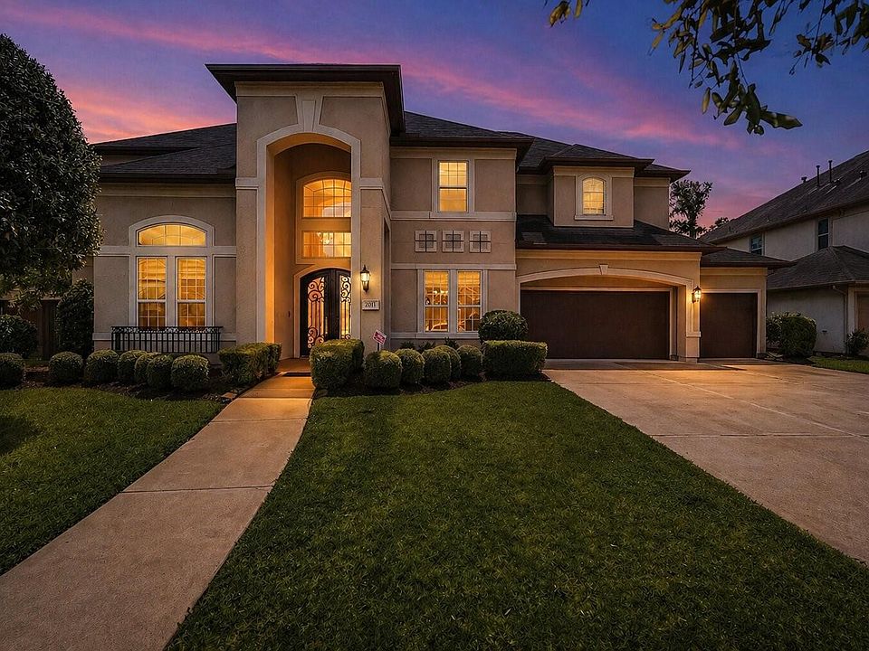 1st image of 6011 Abercombie Ln