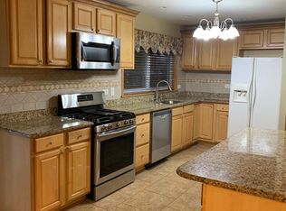 8320 Laramie Ave, Burbank, IL