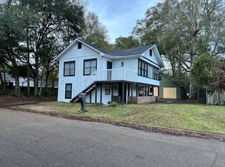 1101 Camp St #A, Hattiesburg, MS 39401