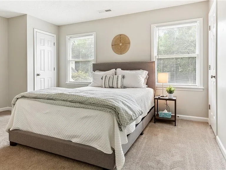 1166 Magnolia Way SE — Photo 14