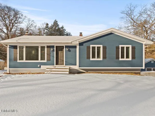 51 Westside Drive, Ballston Lake, NY 12019