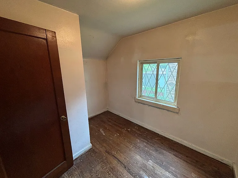 3005 Laketon Rd — Photo 18