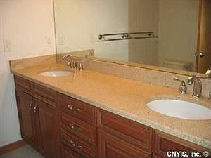 4th image of 6647 Winslow Dr