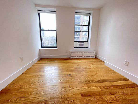 3rd image of 28 W 132nd St #4B1