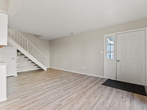 5th image of 5124 Woodmark Dr