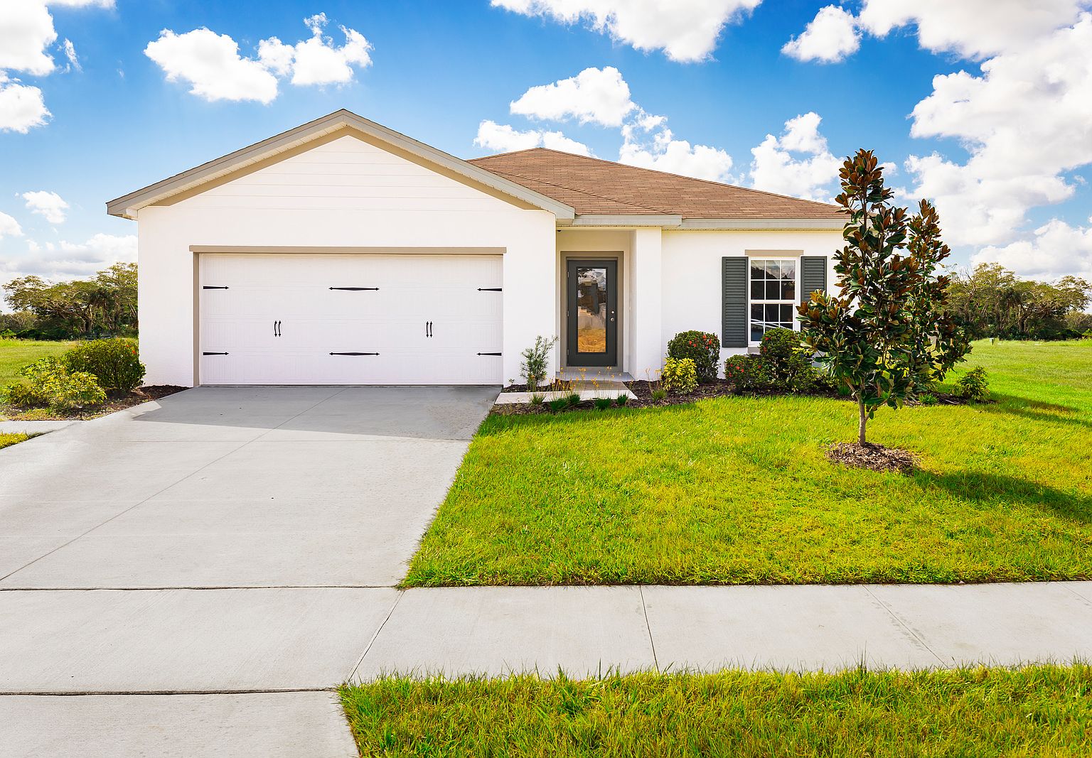 Avalon Crossing Single Family Homes and Villas by Ryan Homes in Fort