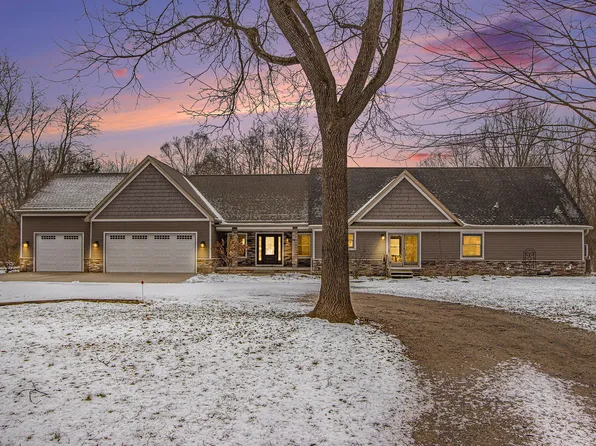 3556 Grove St, Allegan, MI 49010
