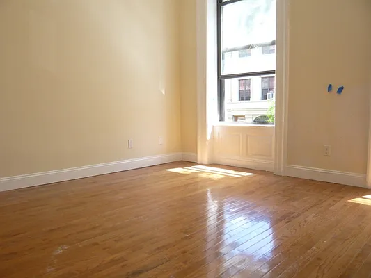 Rented by Strivers Management Group Corp (Brokerage) | media 12