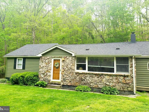 597 Baker Hollow Rd, Ridgeley, WV 26753