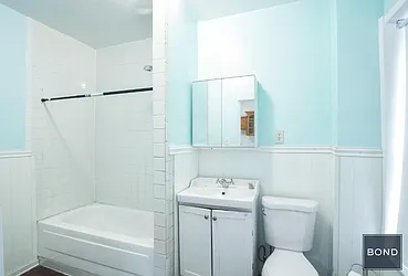 Rented by Bond New York