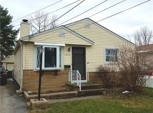 1463 E 330th St, Eastlake, OH 44095