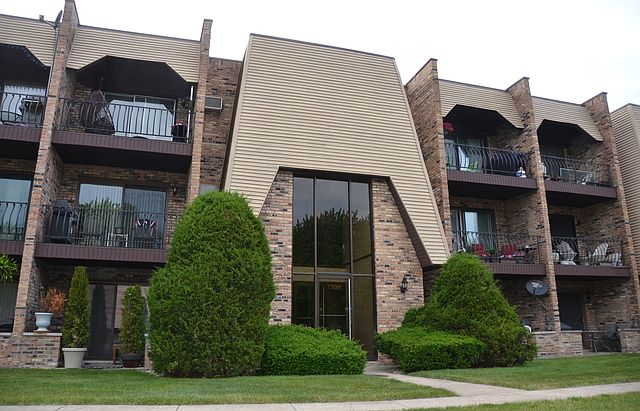 1st image of 7308 Blackstone Ave #1