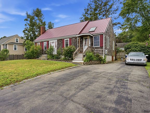 2nd image of 6 Devine Rd