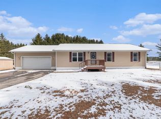106 Ringneck Ln, Buckley, MI 49620