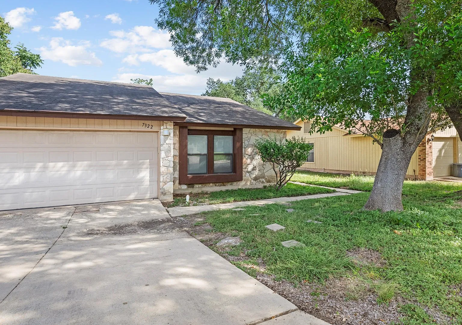 3 bed, 1268 sqft, $1,445 — Photo 2