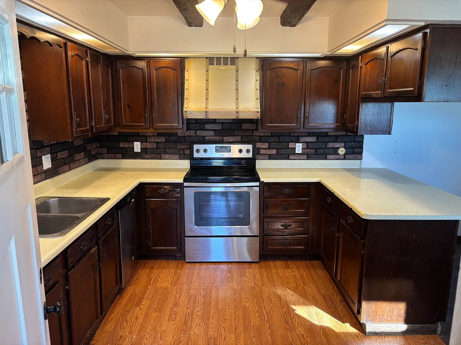 2 bed, 1232 sqft, $1,800 — Photo 4