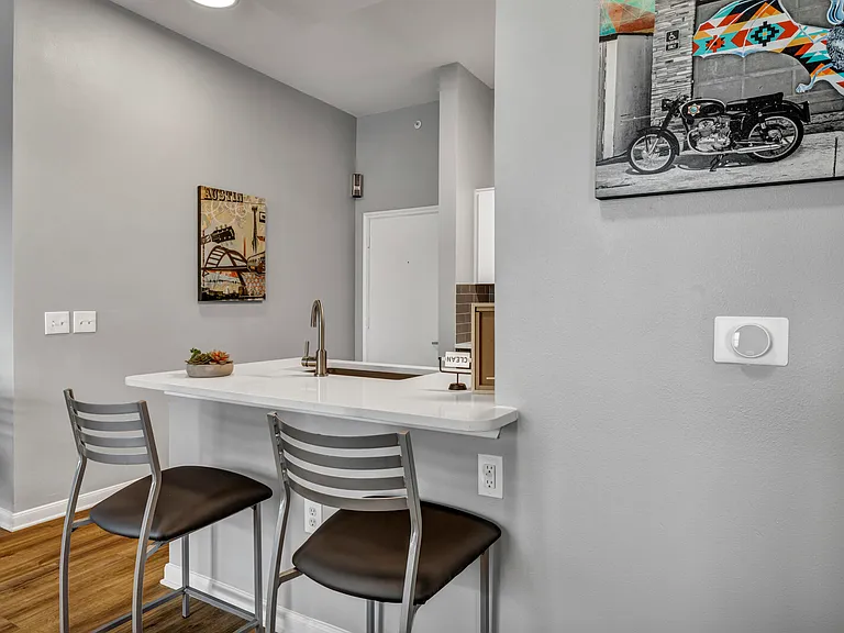 The Quarters Grayson House (Student Housing - Rent by the Bed) — Photo 66