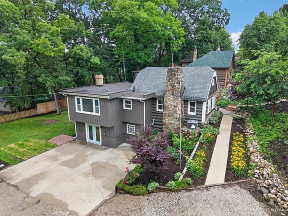 4th image of 314 N Cresthill Ave