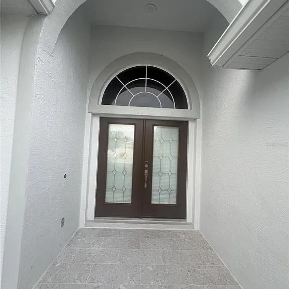 1066 Whitegate Ct — Photo 2