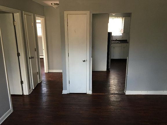 4th image of 1801 Maple Ave APT 5