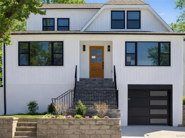 8 Hunt Avenue, Yonkers, NY 10710