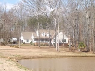 197 Stone Edge Dr, Gray, GA 31032