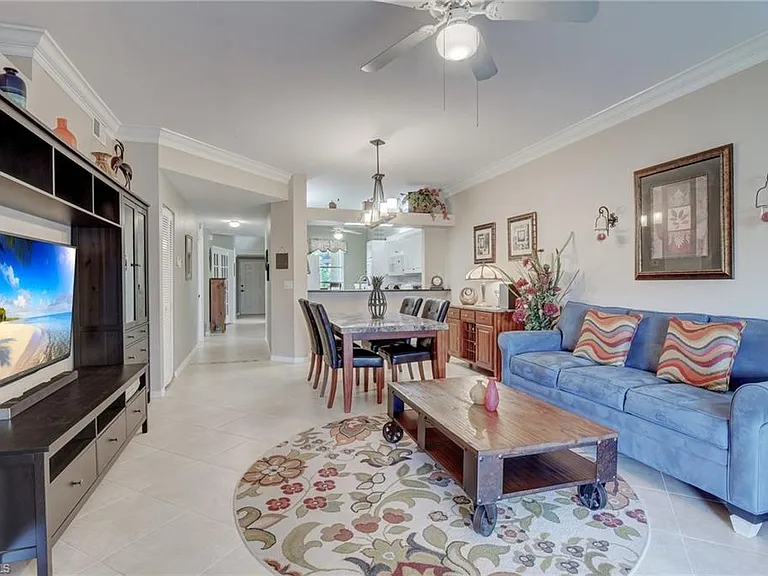 280 Robin Hood Cir #102 — Photo 5