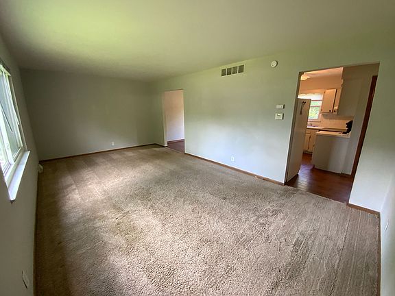 5th image of 4209 Defoe Dr #B