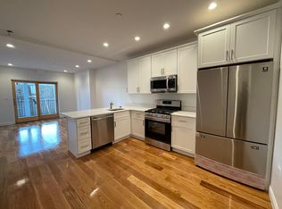245 Chelsea St APT 1, Boston, MA 02128