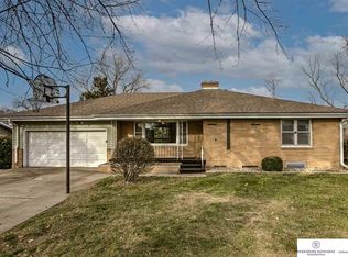 8528 Meredith Ave, Omaha, NE 68134