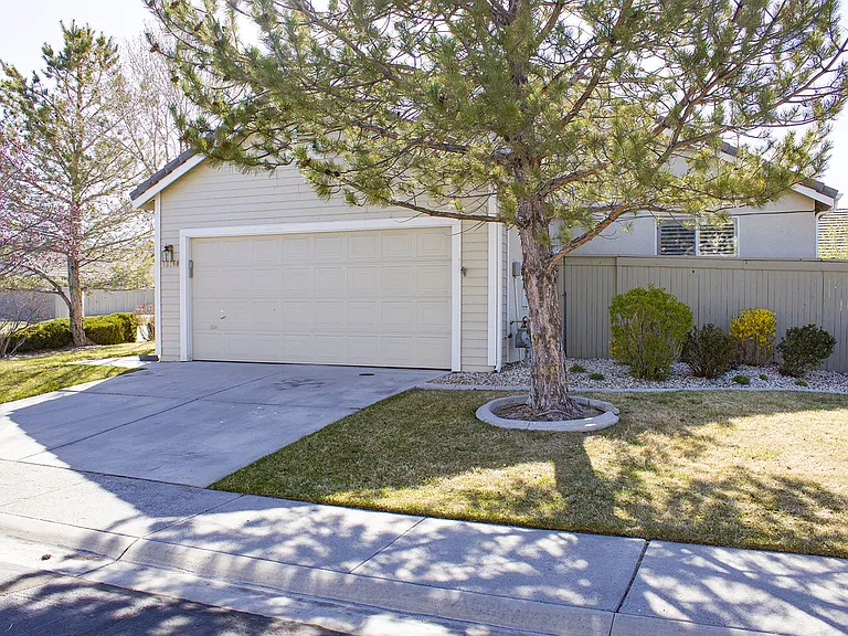 10160 Donner Peak Dr — Photo 4