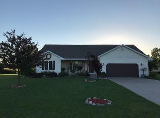 N7923 Ridgeview Ct, SHERWOOD, WI 54169