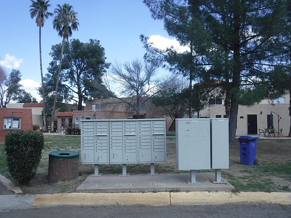 4th image of 6549 E Calle La Paz Unit B
