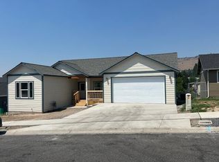 5449 Shalynn Dr, Klamath Falls, OR 97603