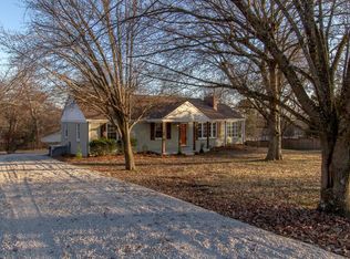 918 Dickerson Pike, Goodlettsville, TN 37072